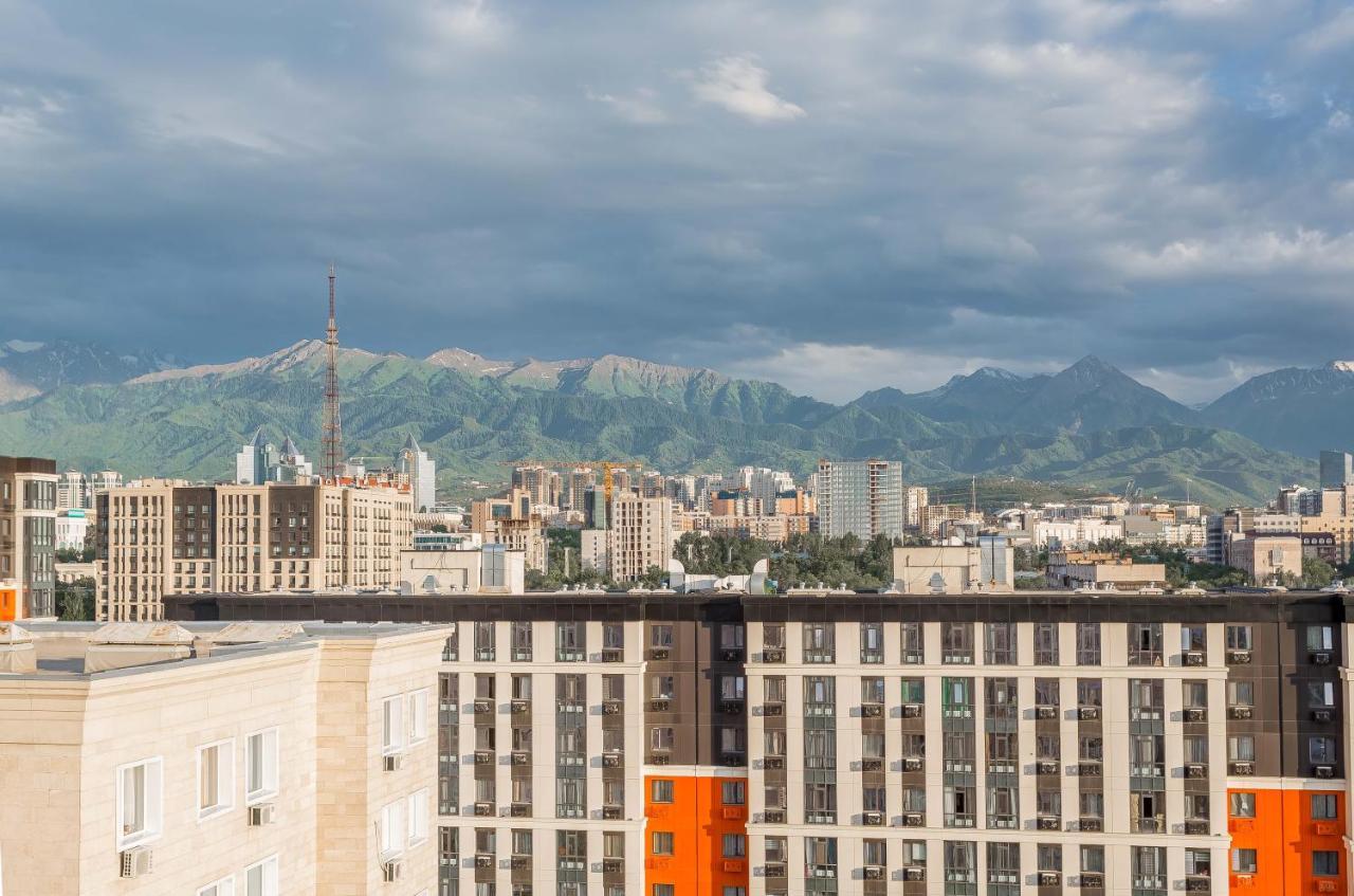 Жк Жастар Атамекен Центр Города, Отличная Локация Almaty Eksteriør bilde